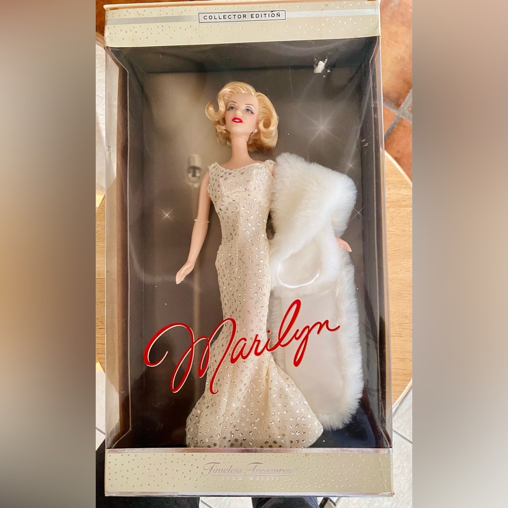 Marilyn Monroe Barbie Collector Edition Doll in Elegant White Gown